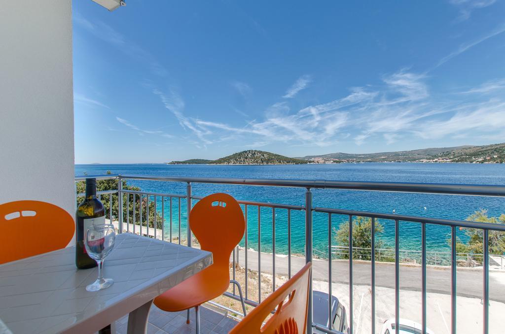 Apartments Na Obali Mora Ražanj Kültér fotó