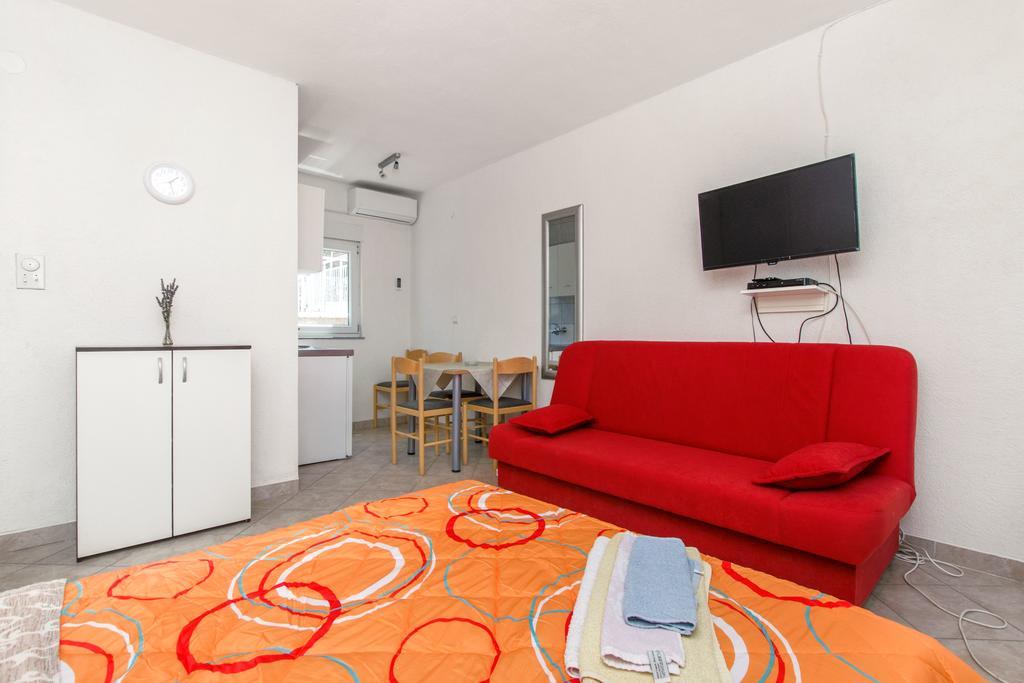Apartments Na Obali Mora Ražanj Kültér fotó