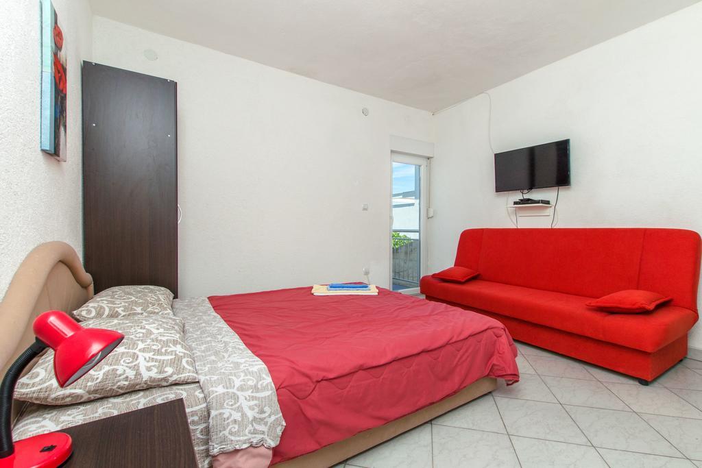 Apartments Na Obali Mora Ražanj Kültér fotó