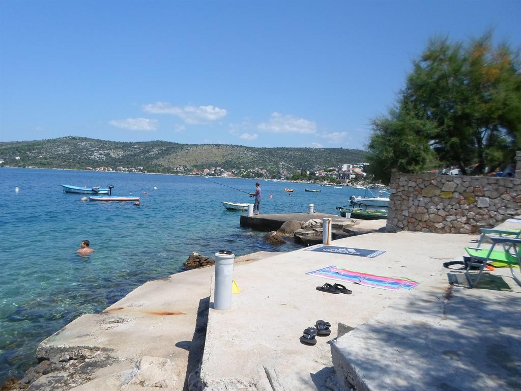 Apartments Na Obali Mora Ražanj Kültér fotó